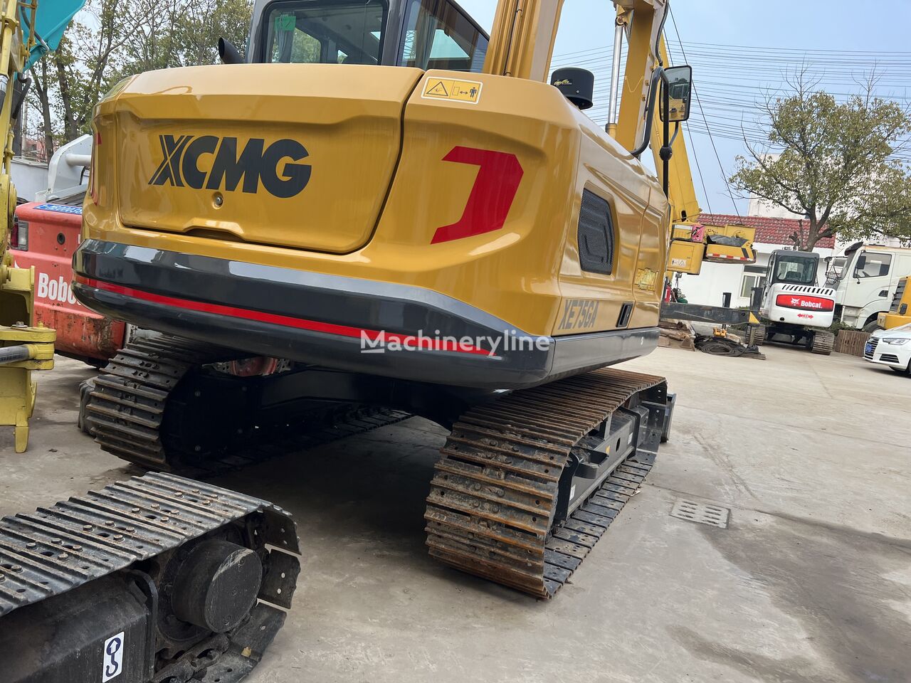 حفارة مجنزرة XCMG XE75GA