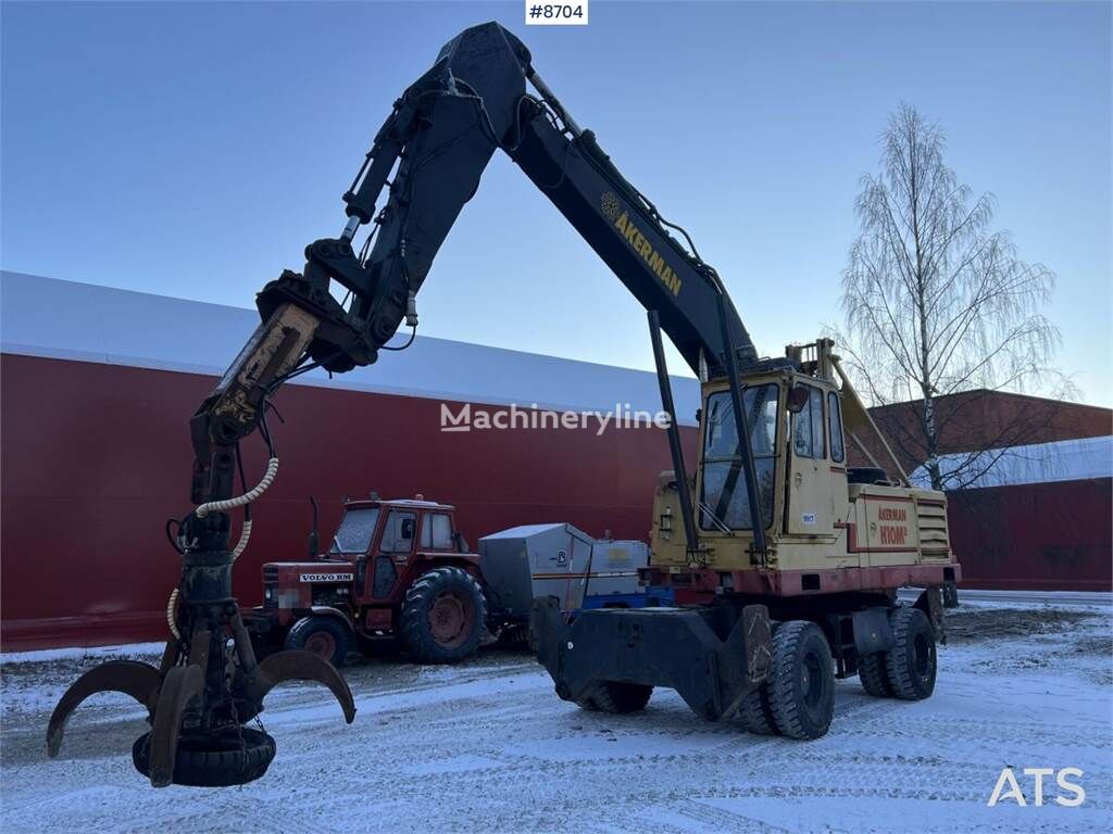 escavadora de rastos Åkerman H10MB Material handler with grip and magnet (SEE V