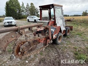 Ditch-Witch 4010 trencher