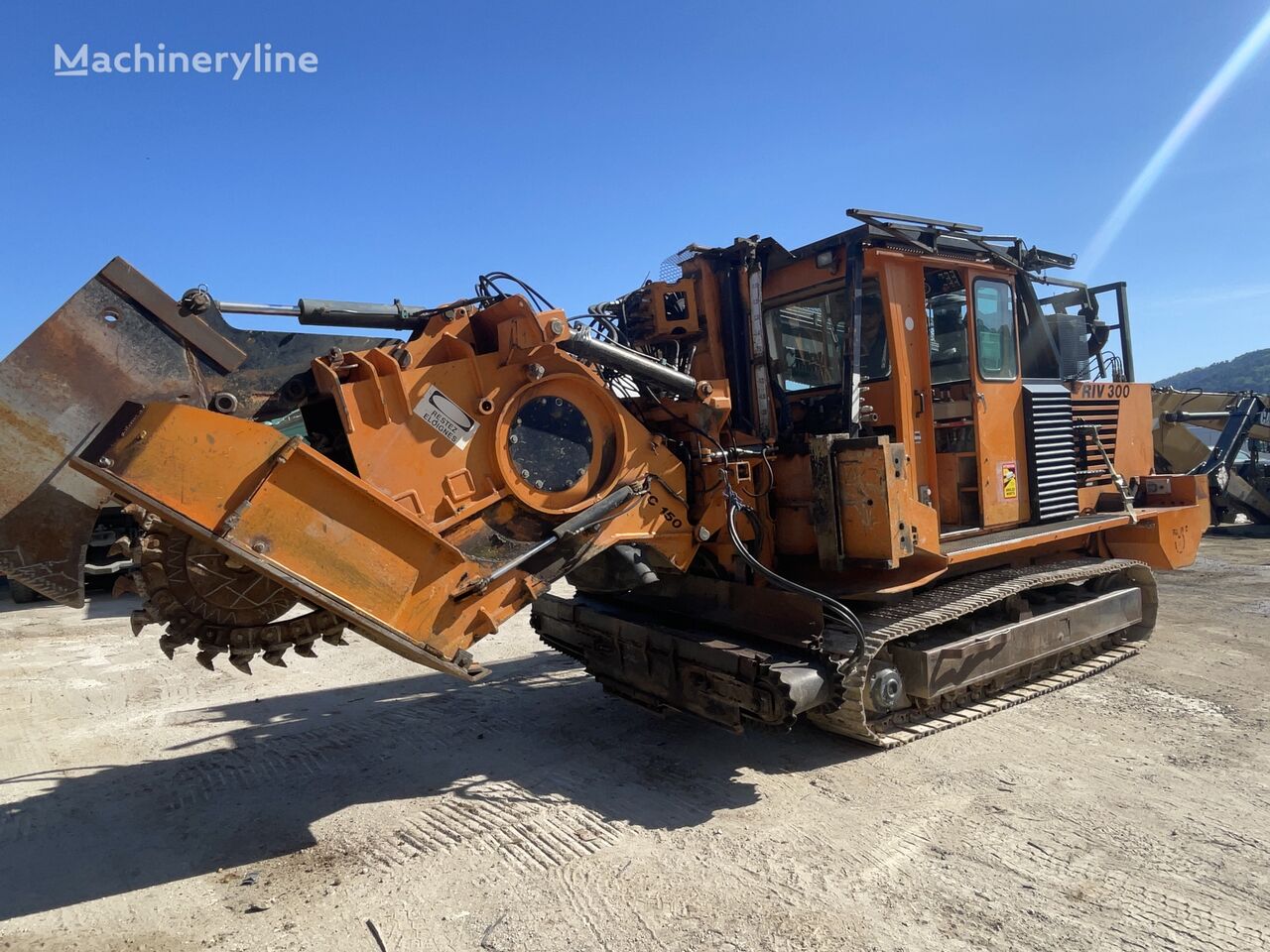 Rivard RIV300 trencher