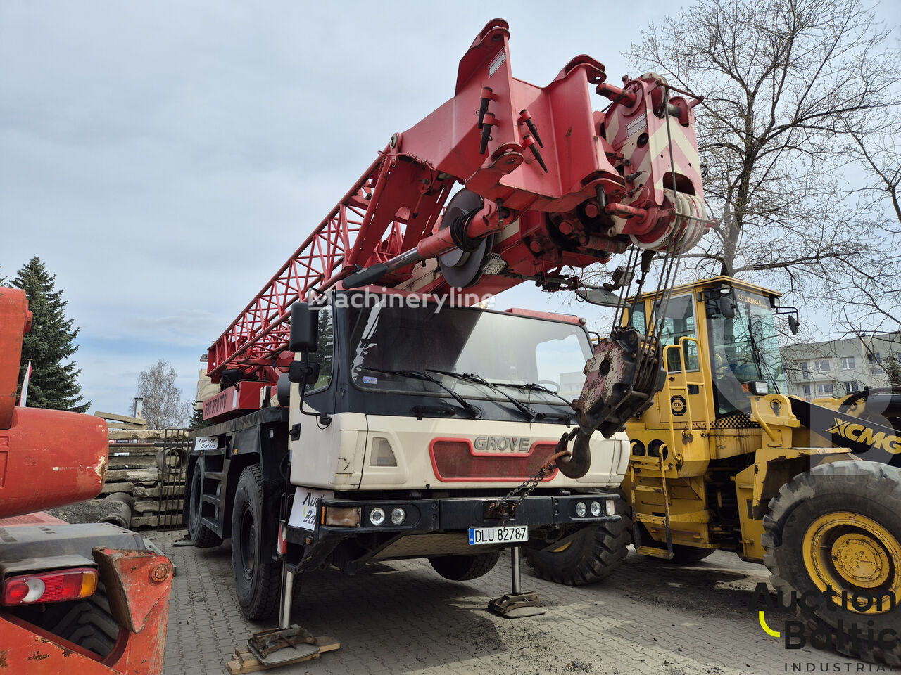 شاحنة رافعة Grove GMK 2035 E - Machineryline