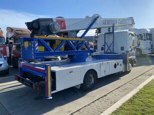 autogrù Klaas ALU-K 30/1000 su telaio IVECO EuroCargo 90E18