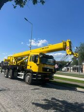 новий автокран KMZ 25-32 на базі шасі SITRAK C5H 6x4