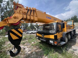 XCMG QY70K truck crane