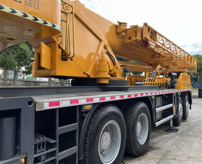 XCMG QY70KC truck crane