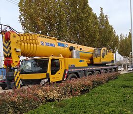 grue mobile XCMG XCA240