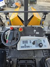 Купить асфальтоукладчик колесный ABG Titan 2870 - Изображение 12 | Machineryline UA Асфальтоукладчик колесный ABG Titan 2870 | Изображение 12 - Machineryline