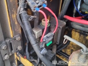 Caterpillar BB-621C wheel asphalt paver for sale - Image 35 | Machineryline Caterpillar BB-621C wheel asphalt paver | Image 35 - Machineryline