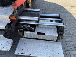 Купить асфальтоукладчик колесный Dynapac F 121 6W - Изображение 34 | Machineryline TJ Асфальтоукладчик колесный Dynapac F 121 6W | Изображение 34 - Machineryline