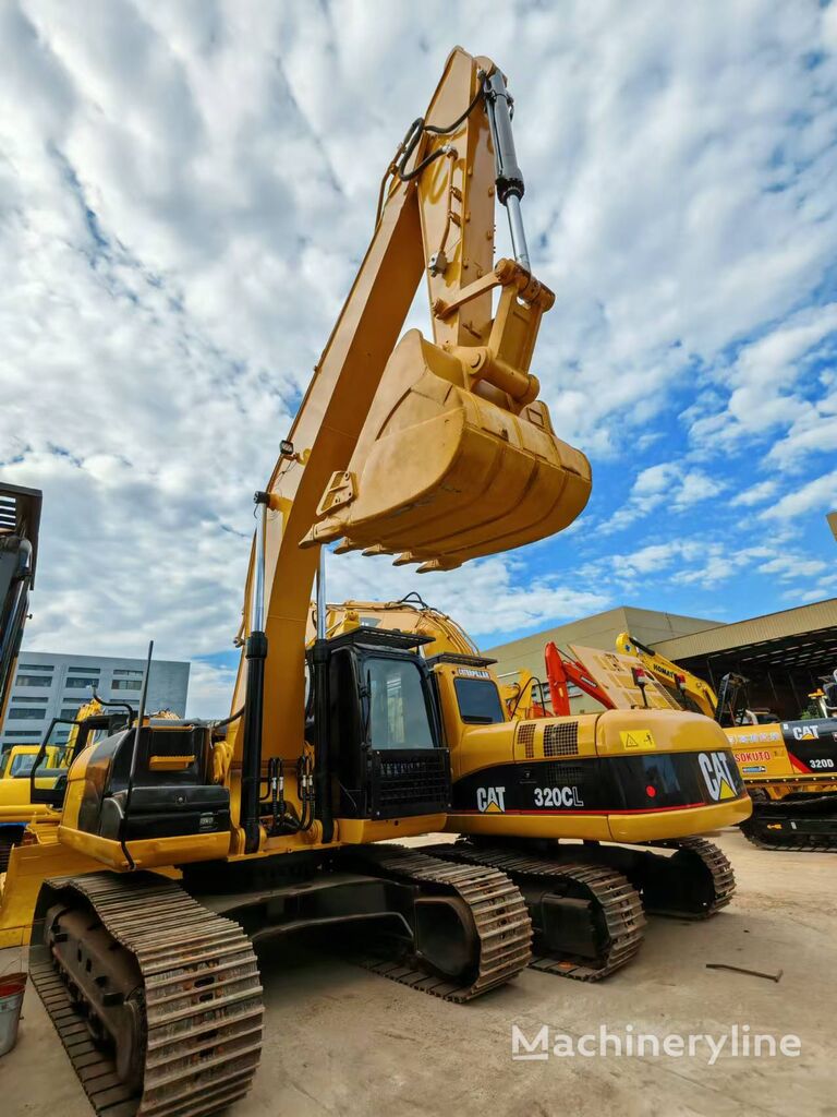 CAT 320CL wheel excavator