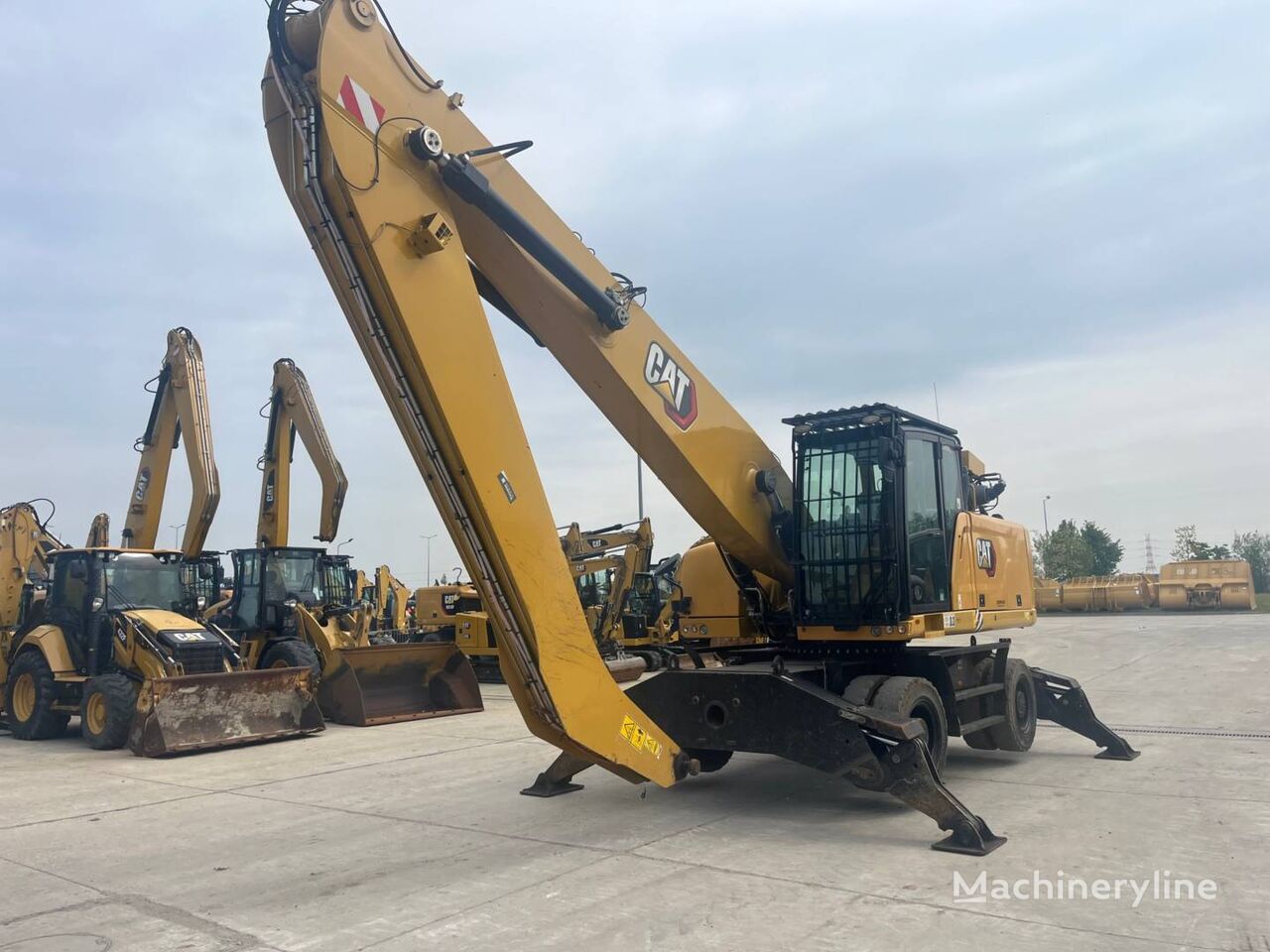 CAT MH3026-06 wheel excavator