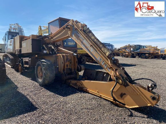 Case 1080 wheel excavator for parts