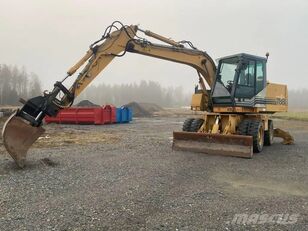 Case 788 wheel excavator