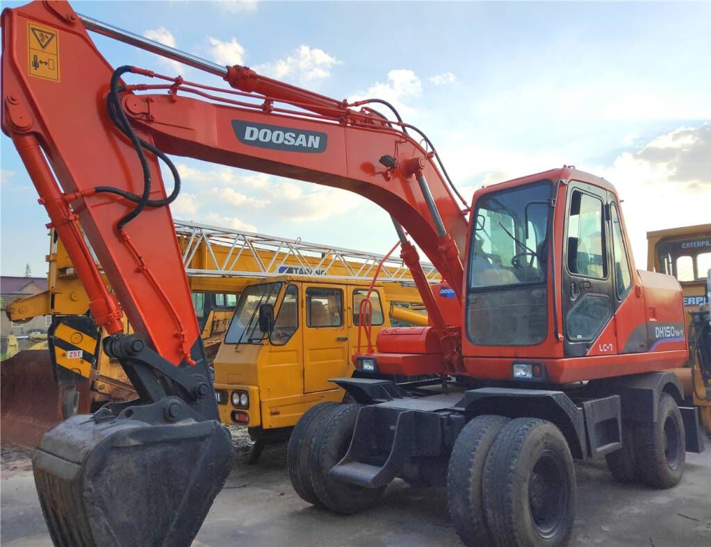 Doosan DH150W-7 excavadora de ruedas