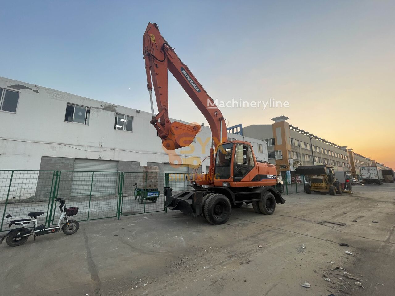 Doosan DH210w-7 excavadora de ruedas - Machineryline