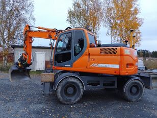 Doosan DX140 pyöräalustainen kaivinkone