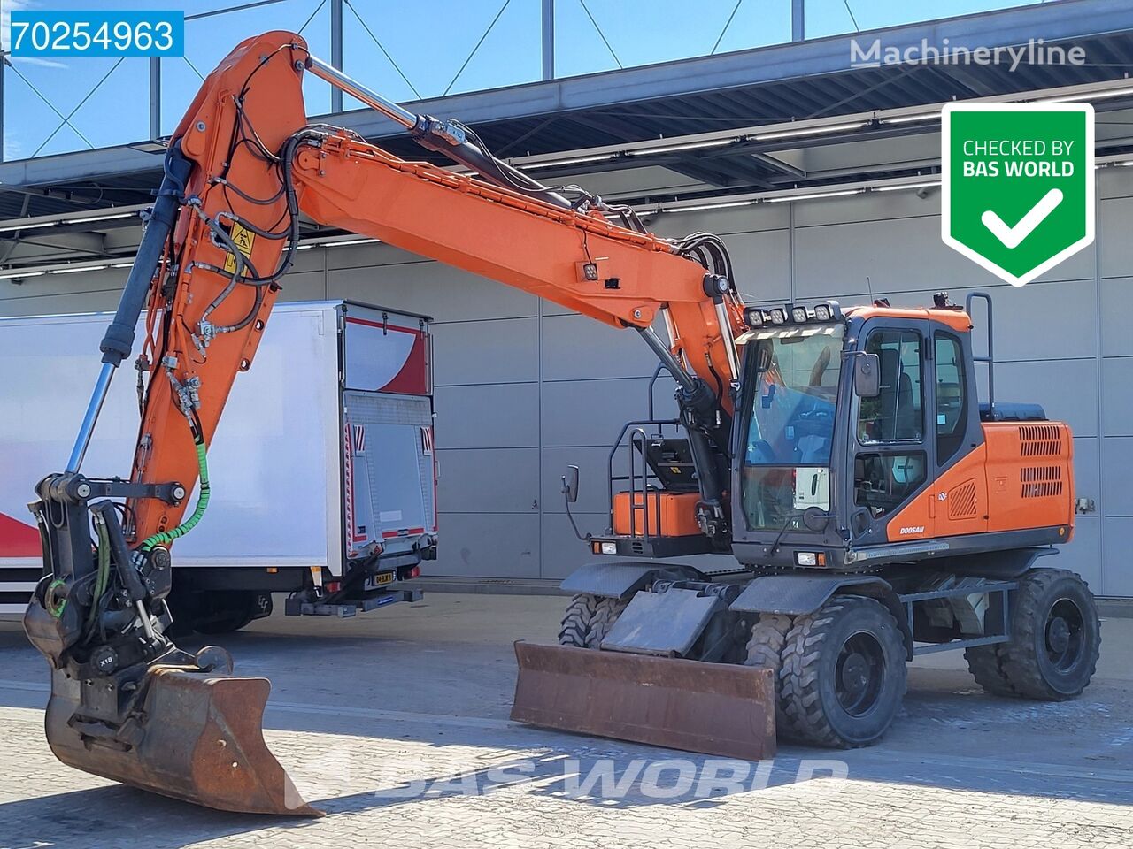 escavatore gommato Doosan DX170W-5 DUTCH MACHINE - ROTO TILT