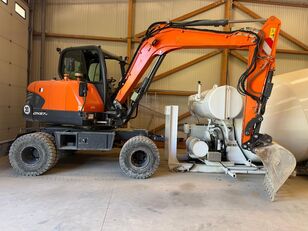 pelle sur pneus Doosan DX57W-5