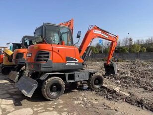 Doosan DX60W excavadora de ruedas