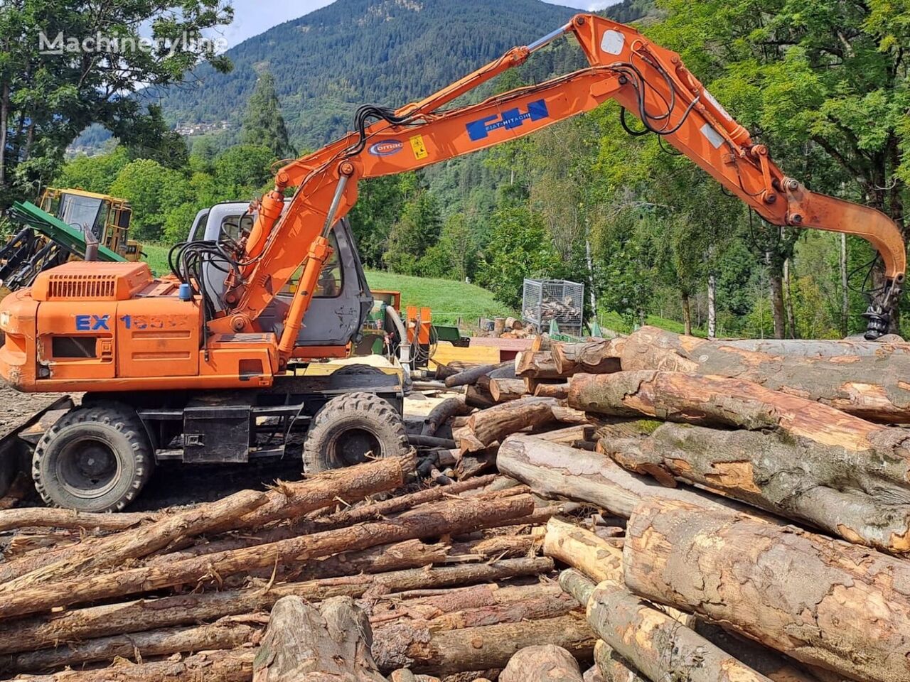 Fiat-Hitachi EX165W wheel excavator