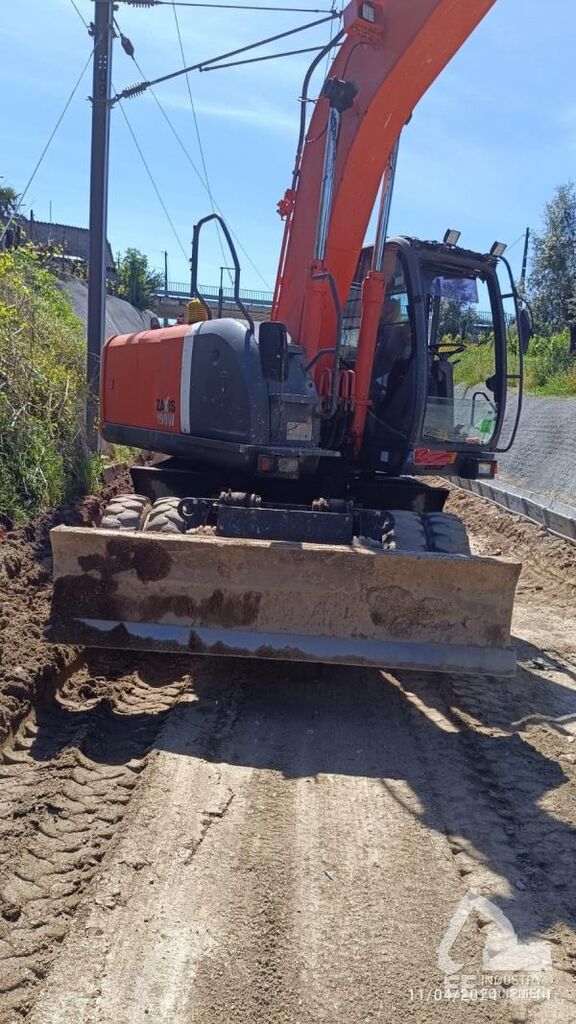 excavator pe roţi Hitachi ZX 190 W-3