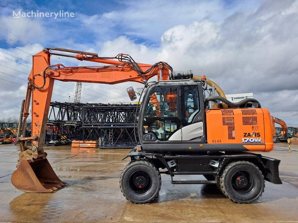 escavadora de rodas Hitachi ZX170W-6-2P