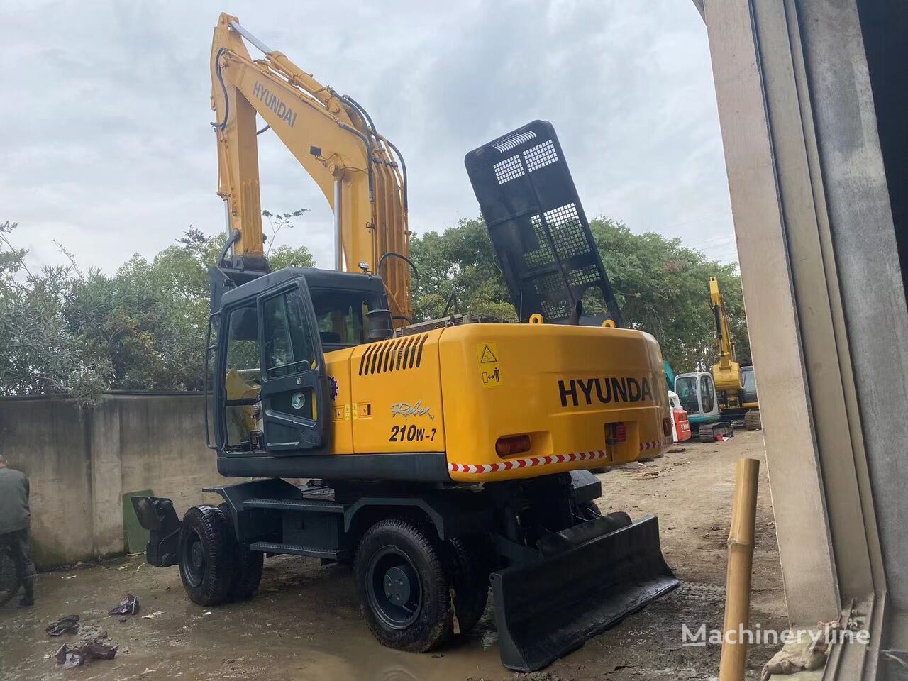 Hyundai 210-7 excavadora de ruedas