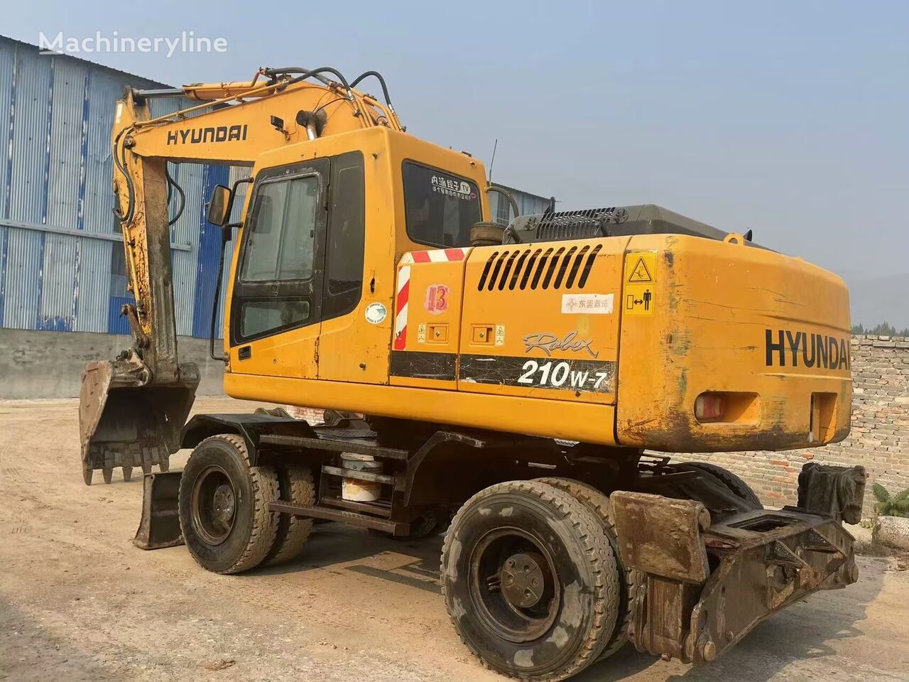 колесный экскаватор Hyundai R210W-7