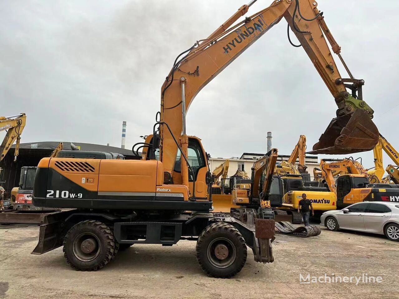 excavator pe roţi Hyundai R210W-9