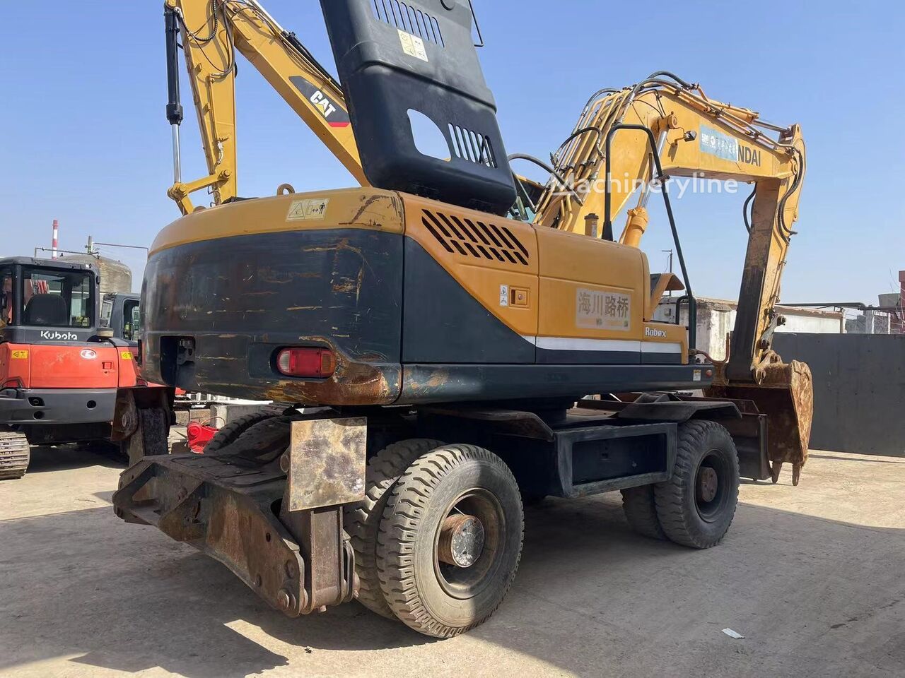 Hyundai R210W-9 bager točkaš - Machineryline