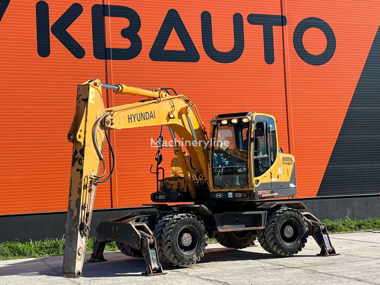 ratasekskavaator Hyundai Robex 140W-9 AC / CAMERA