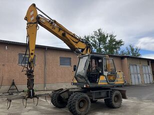 حفارة ذات العجلات JCB JS 130 W