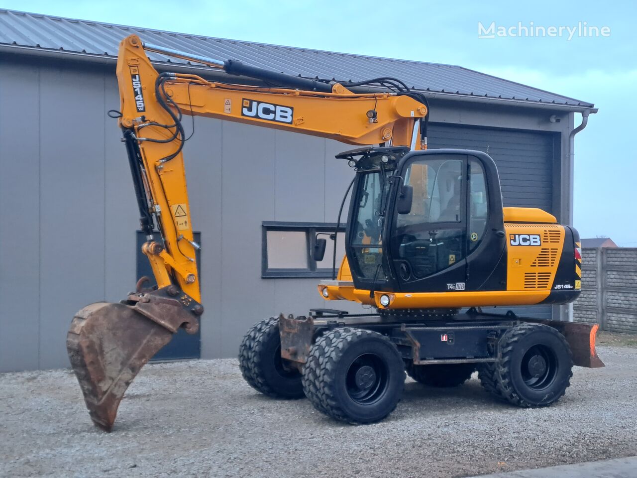 kolesové rýpadlo JCB JS145 W 2015 ROK SUPER STAN CENTRALNE SMAROWANIE 160 / 175