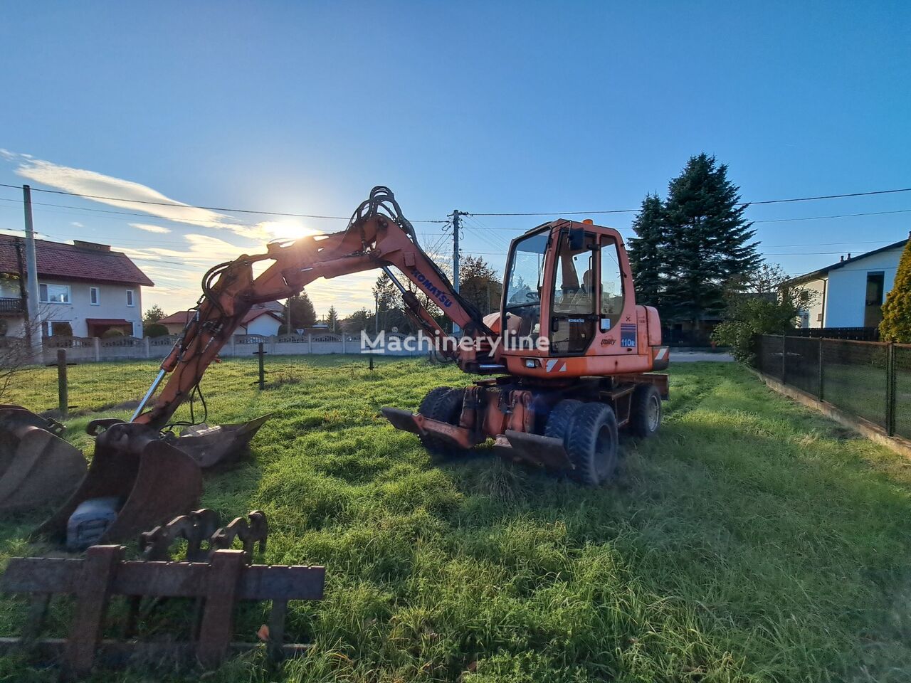 excavator roda Komatsu PW 110