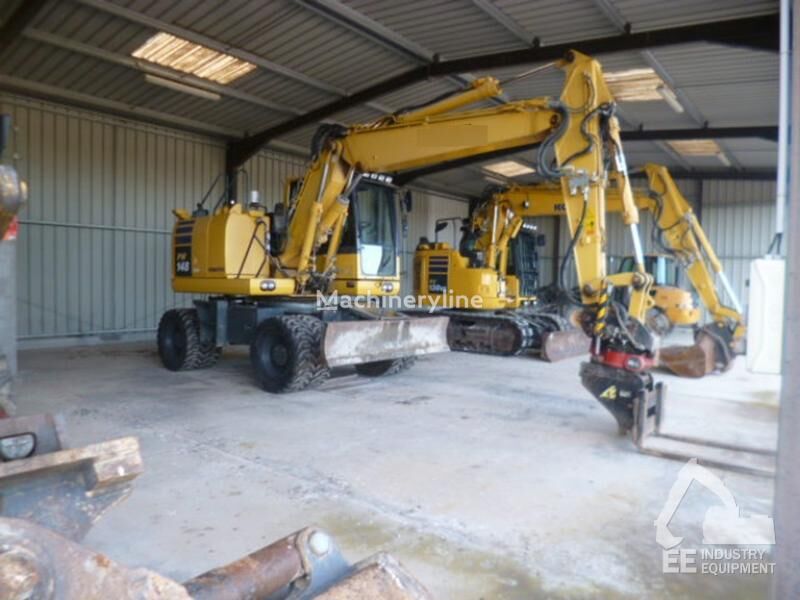 pelle sur pneus Komatsu PW 148-10