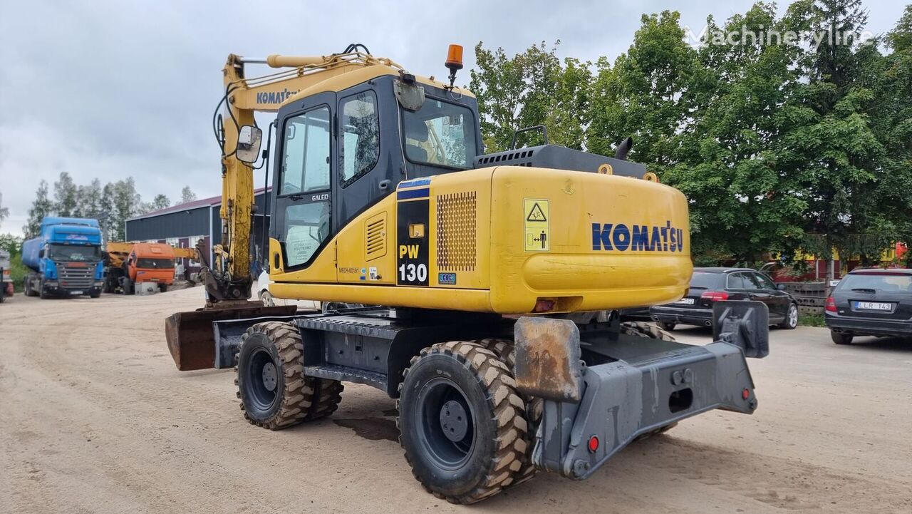 Komatsu PW130-7K wheel excavator