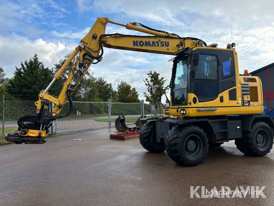 máy đào bánh lốp Komatsu PW148-10