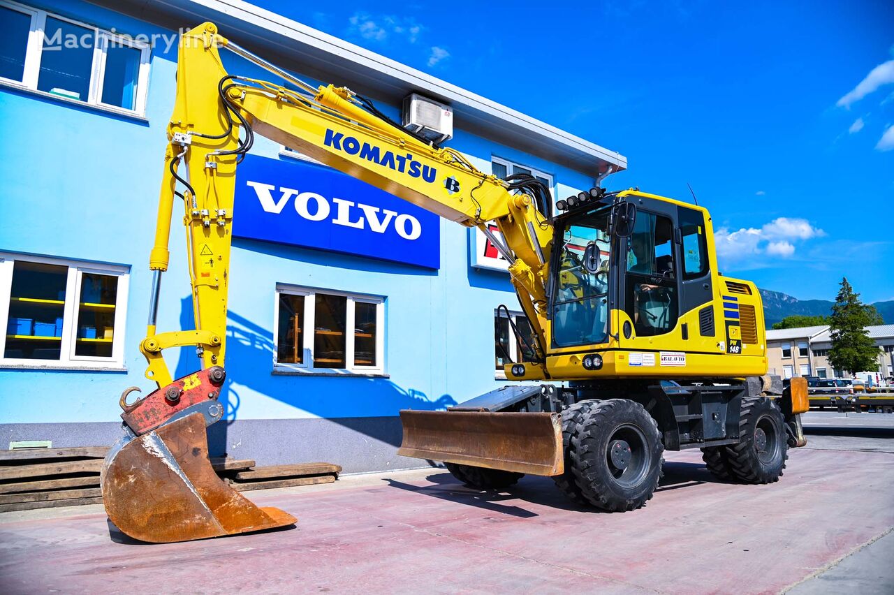 Komatsu PW148 - 10 tekerlekli ekskavatör