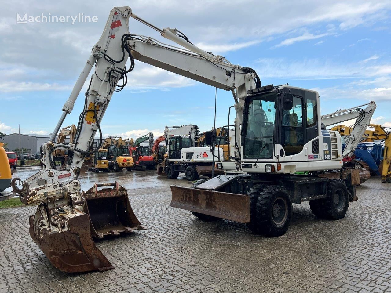 Komatsu PW148-8 excavadora de ruedas