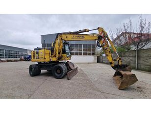excavator pe pneuri Komatsu PW148-8