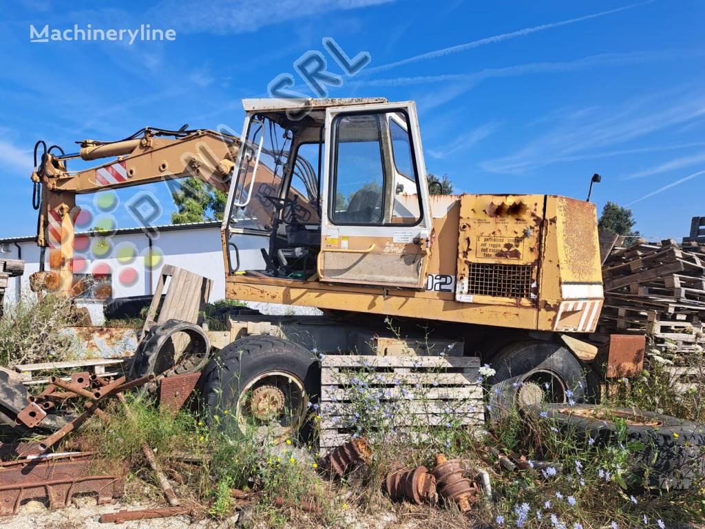 Liebherr 902 wheel excavator