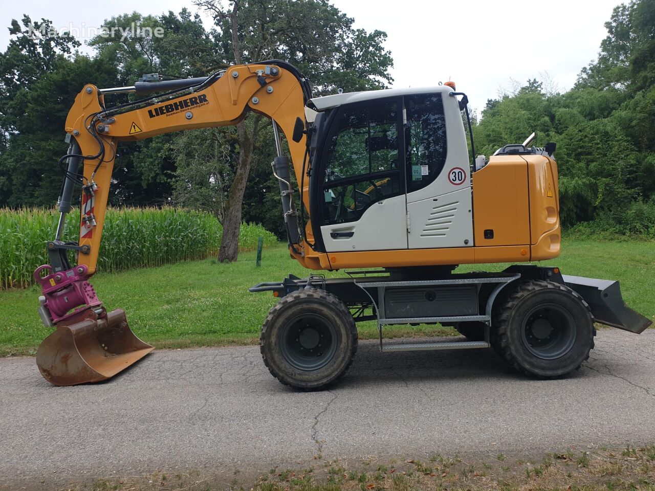 kolové rypadlo Liebherr A 912