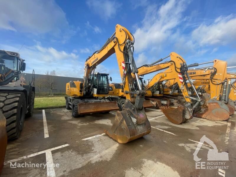 excavator pe roţi Liebherr A 920 LITRONIC