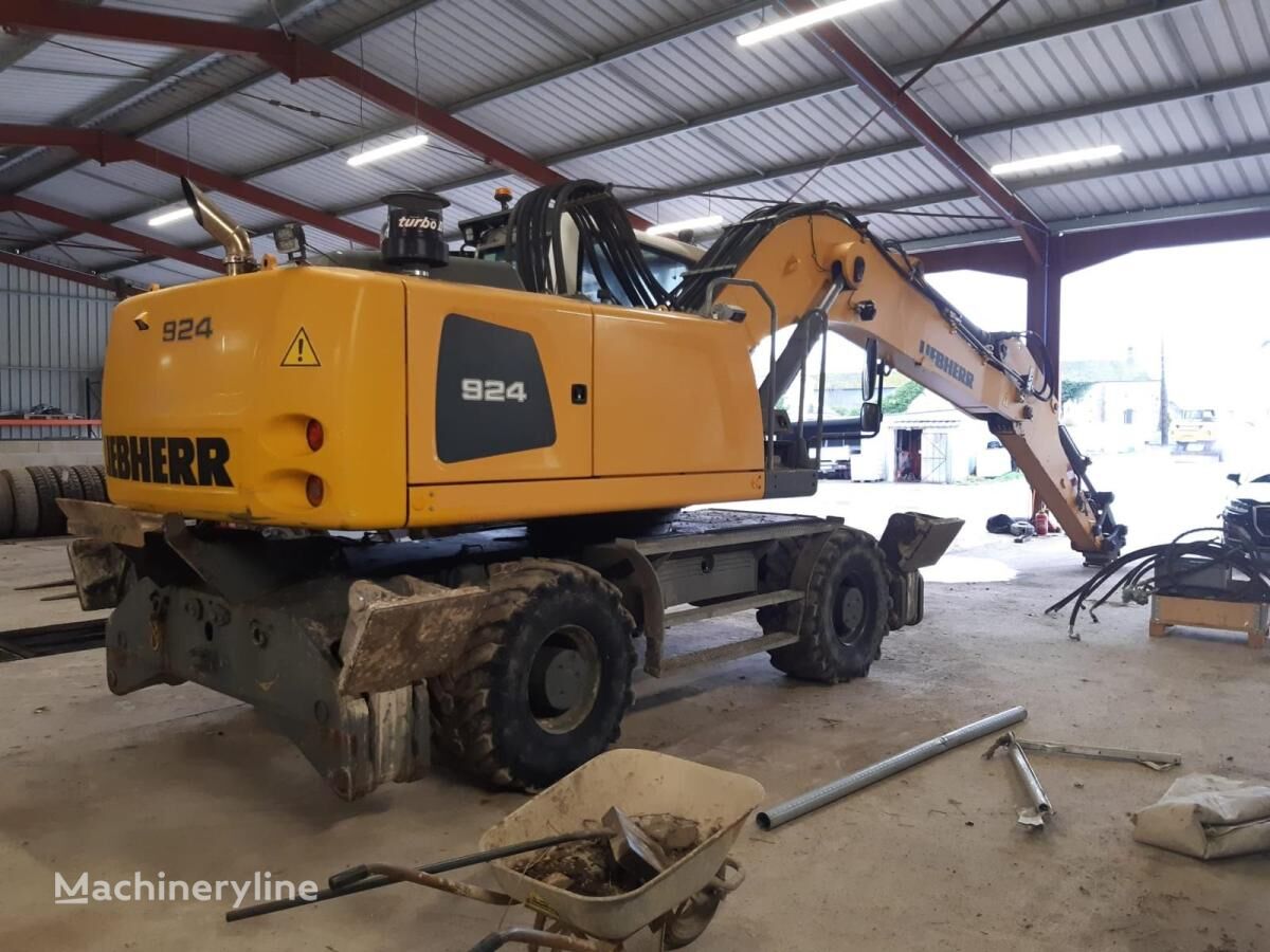 Liebherr A 924 mobiele graafmachine