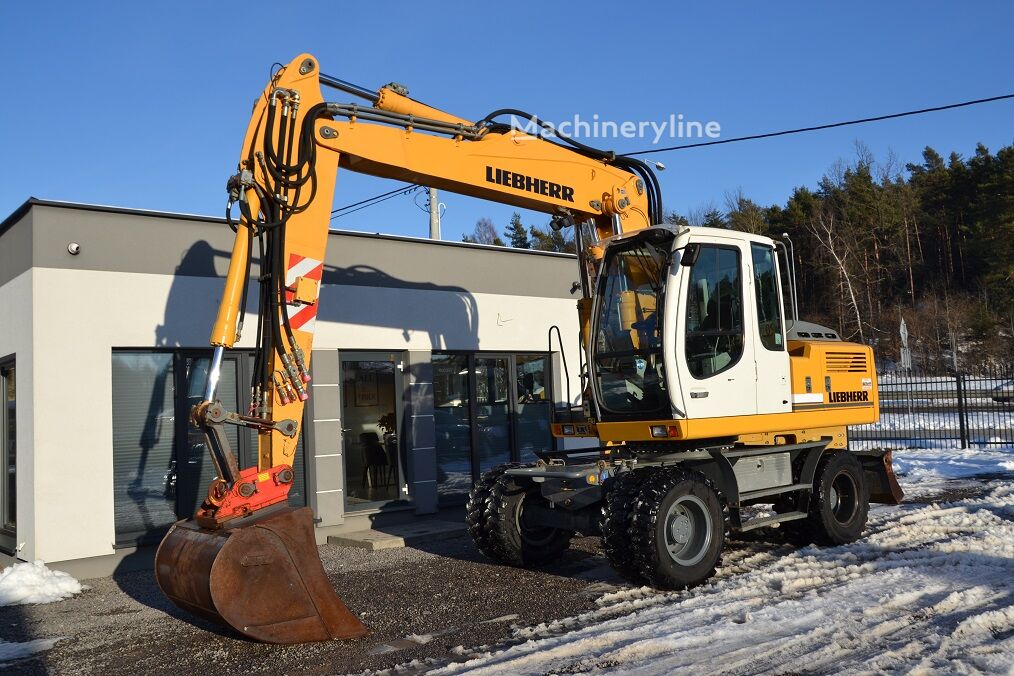 колесный экскаватор Liebherr A900C