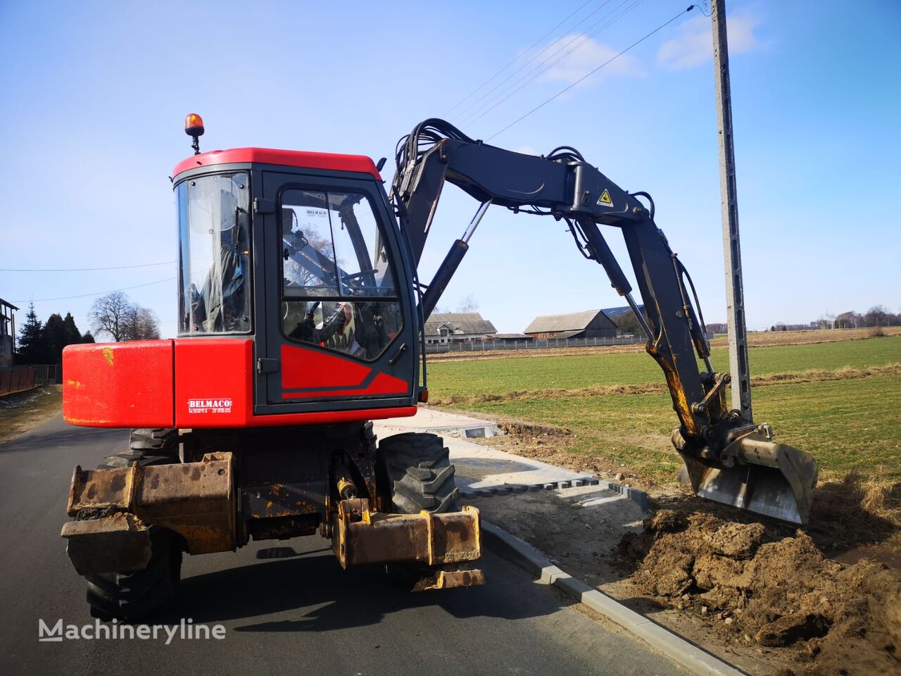 колісний екскаватор Mecalac 14MXT koparka kołowa