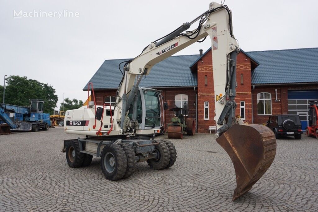 pelle sur pneus Terex TW 160