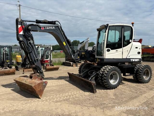 Terex TW 85 wheel excavator