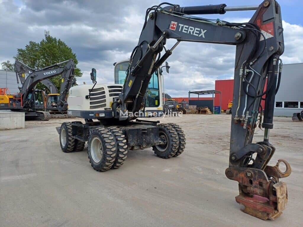 pelle sur pneus Terex TW110