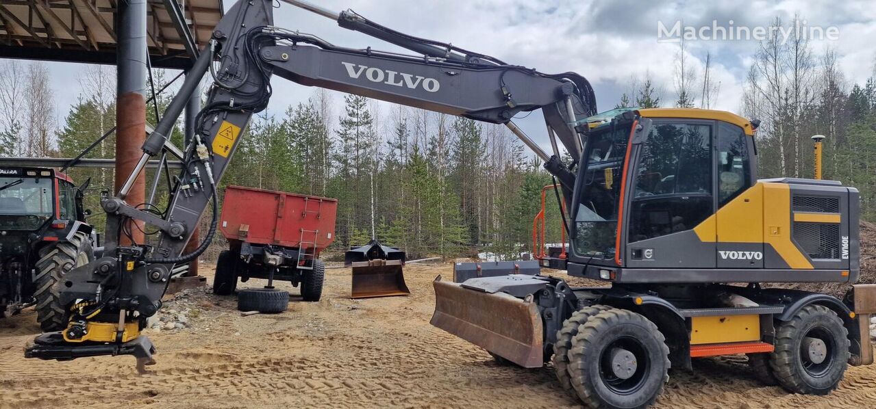 Volvo EW 160 E mobiele graafmachine